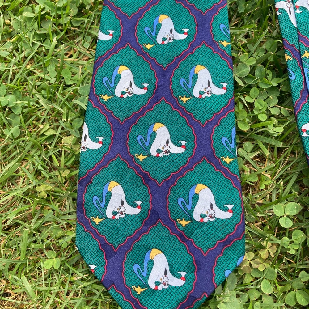 Disney ALADDIN Genie Necktie